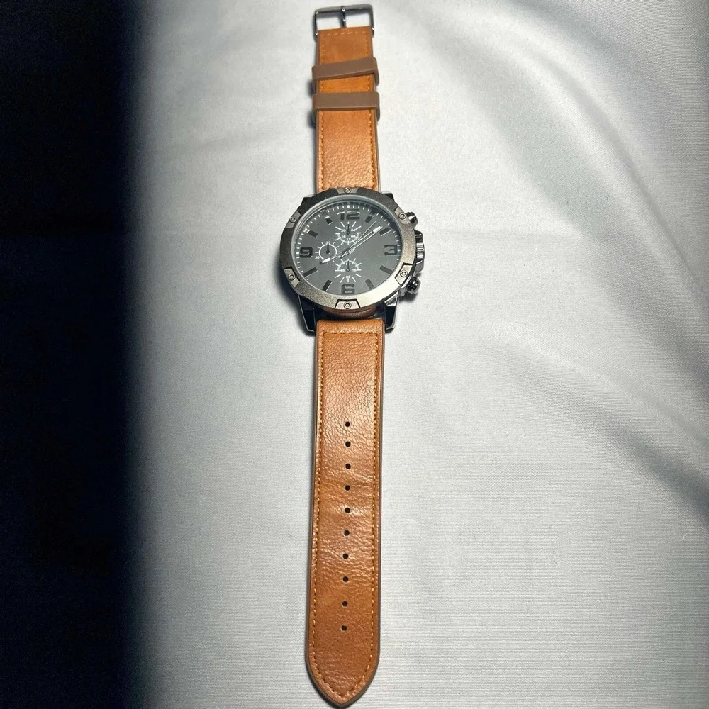 Men's Folio‎ Gunmetal Tone Round Analog Wrist Watch